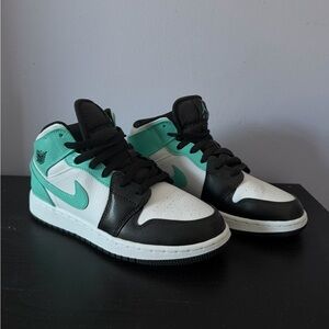 Nike Air Jordan 1 Mid - Tropical Twist